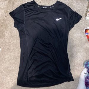 Nike top